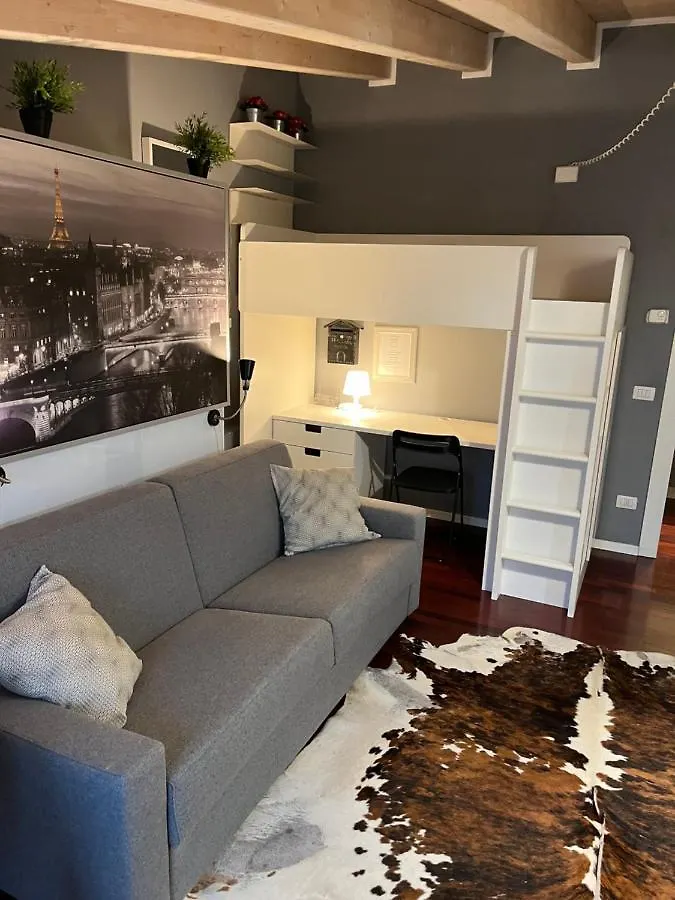 Apartament Certosa 45 Mediolan