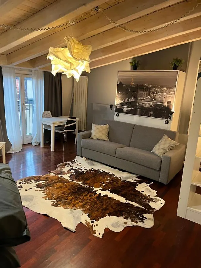 Apartament Certosa 45 Mediolan